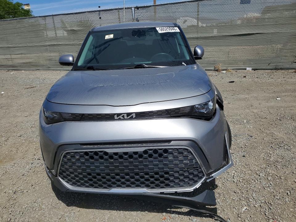 50525946 :رقم المزاد ، KNDJ23AU7P7881086 vin ، 2023 Kia Soul مزاد بيع