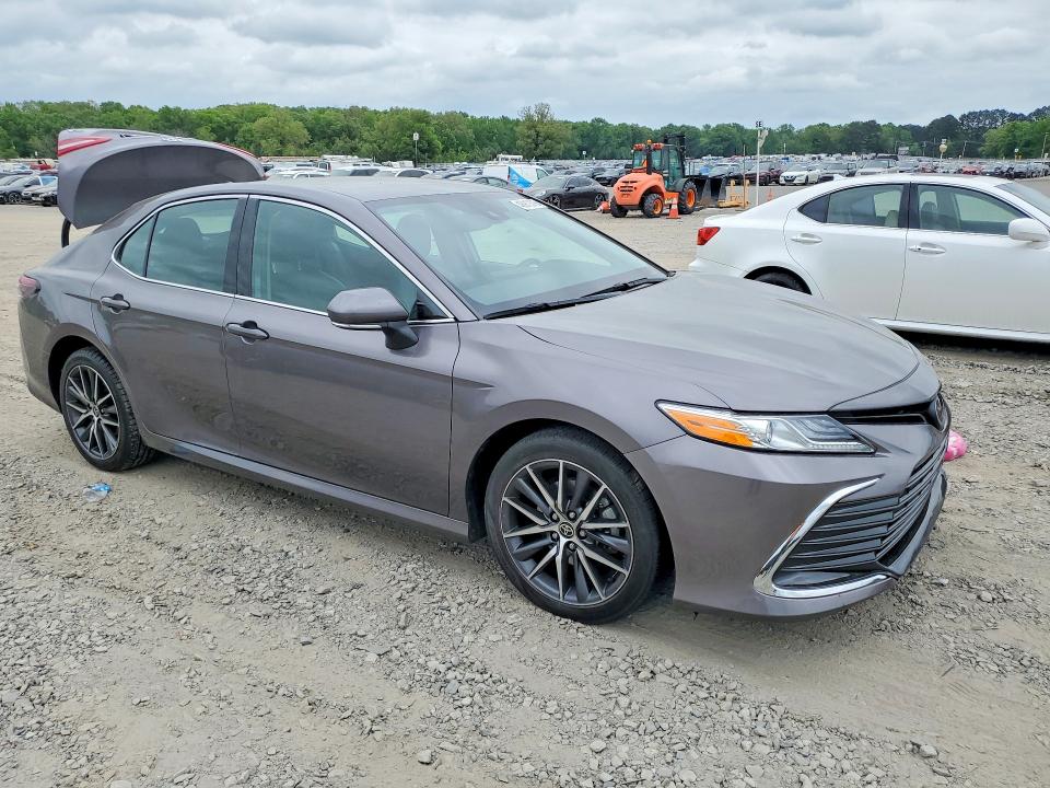 48910576 :رقم المزاد ، 4T1F11BK0PU079177 vin ، 2023 Toyota Camry مزاد بيع