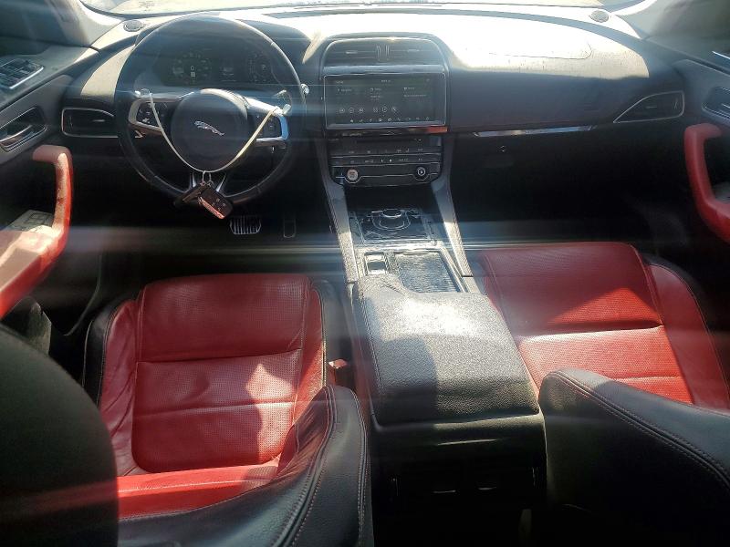 49961746 :رقم المزاد ، SADCP2FX2LA616990 vin ، 2020 Jaguar F-pace مزاد بيع