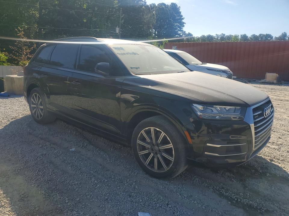 Продажа на аукционе авто 2017 Audi Q7, vin: WA1LHAF72HD050851, номер лота: 49686366