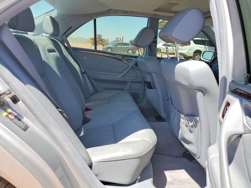 2001 Mercedes-benz E მანქანა იყიდება აუქციონზე, vin: WDBJF83J41X051899, აუქციონის ნომერი: 48152606
