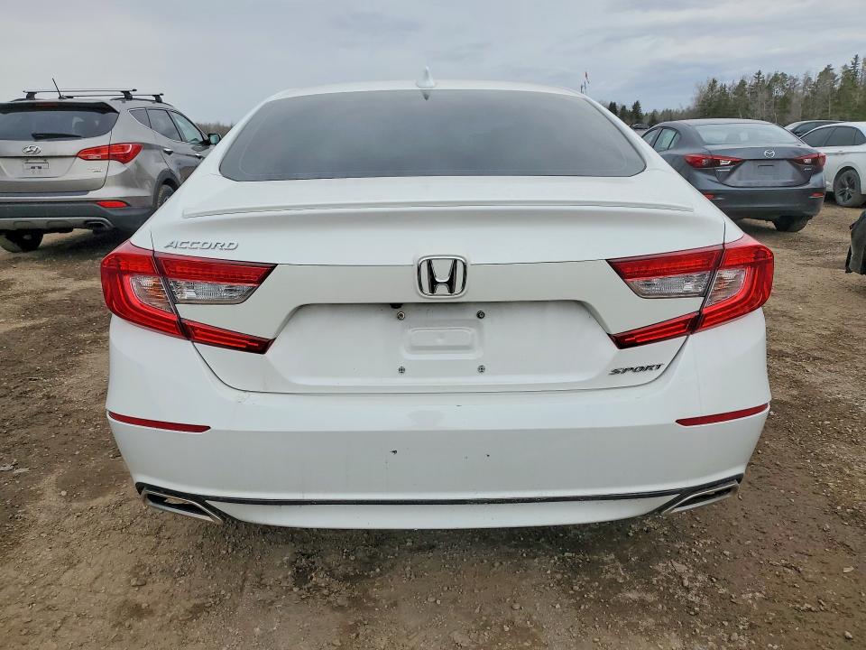 49215436 :رقم المزاد ، 1HGCV1F34JA801369 vin ، 2018 Honda Accord مزاد بيع