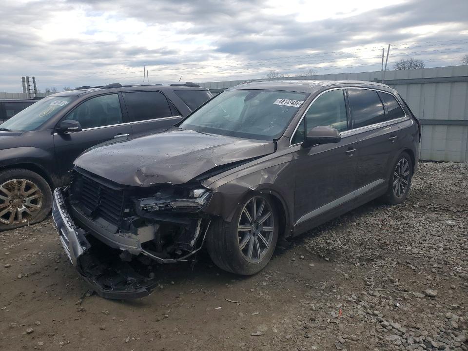 Продажа на аукционе авто 2017 Audi Q7, vin: WA1VAAF70HD008868, номер лота: 48142496