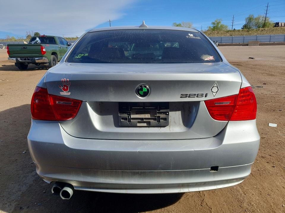 49391956 :رقم المزاد ، WBAPH5G54BNM73649 vin ، 2011 Bmw 328 مزاد بيع