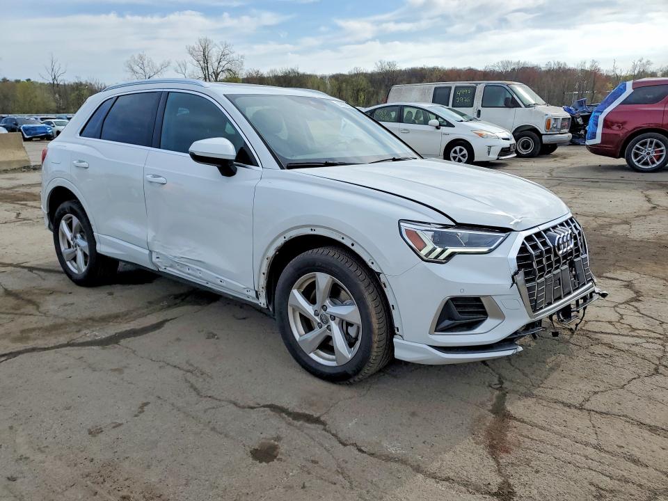 Продаж на аукціоні авто 2019 Audi Q3, vin: WA1BECF30K1083353, номер лоту: 49936816