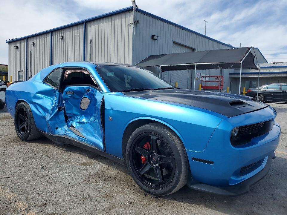 48005436 :رقم المزاد ، 2C3CDZFJ0KH540490 vin ، 2019 Dodge Challenger مزاد بيع