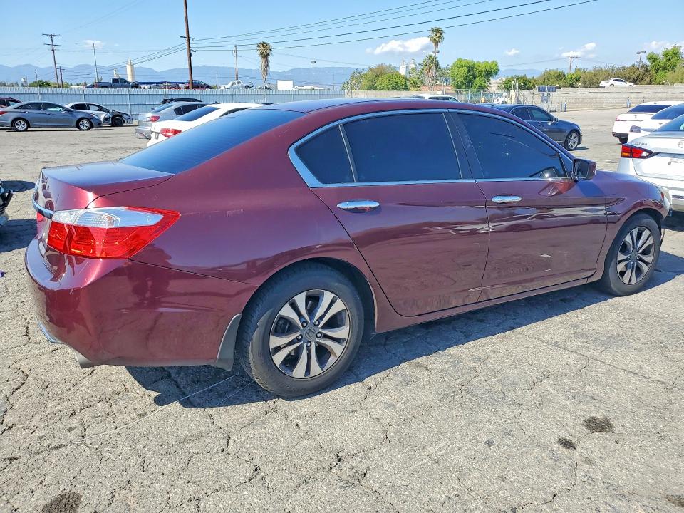 2015 Honda Accord მანქანა იყიდება აუქციონზე, vin: 1HGCR2F32FA223709, აუქციონის ნომერი: 49600496