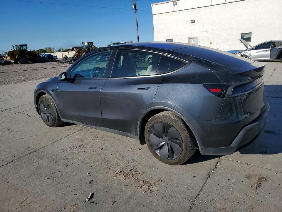 2026 Tesla Model Y მანქანა იყიდება აუქციონზე, vin: 7SAYGDEE0TF390830, აუქციონის ნომერი: 48946266