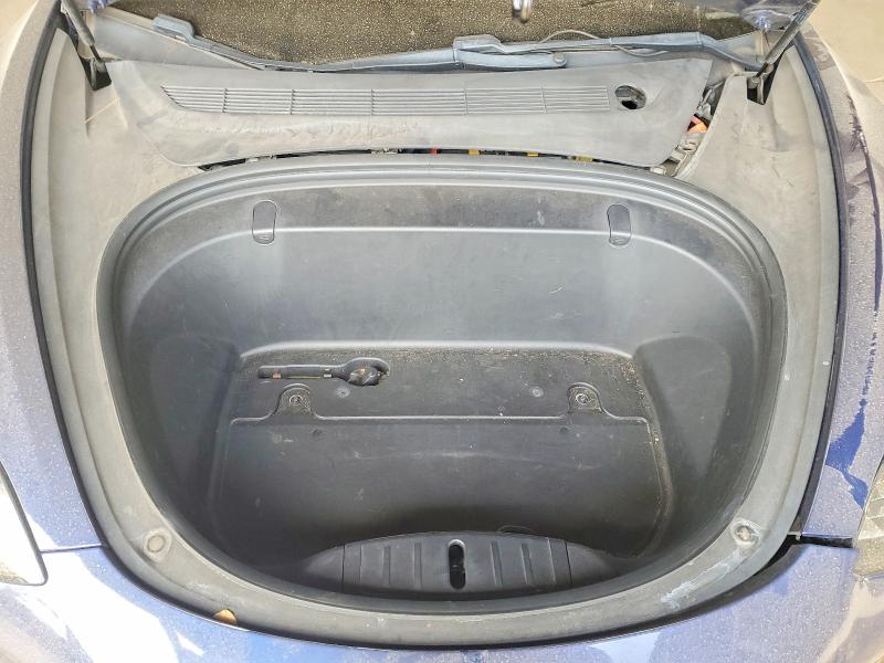 48691776 :رقم المزاد ، 5YJ3E1EA2KF435953 vin ، 2019 Tesla Model 3 مزاد بيع