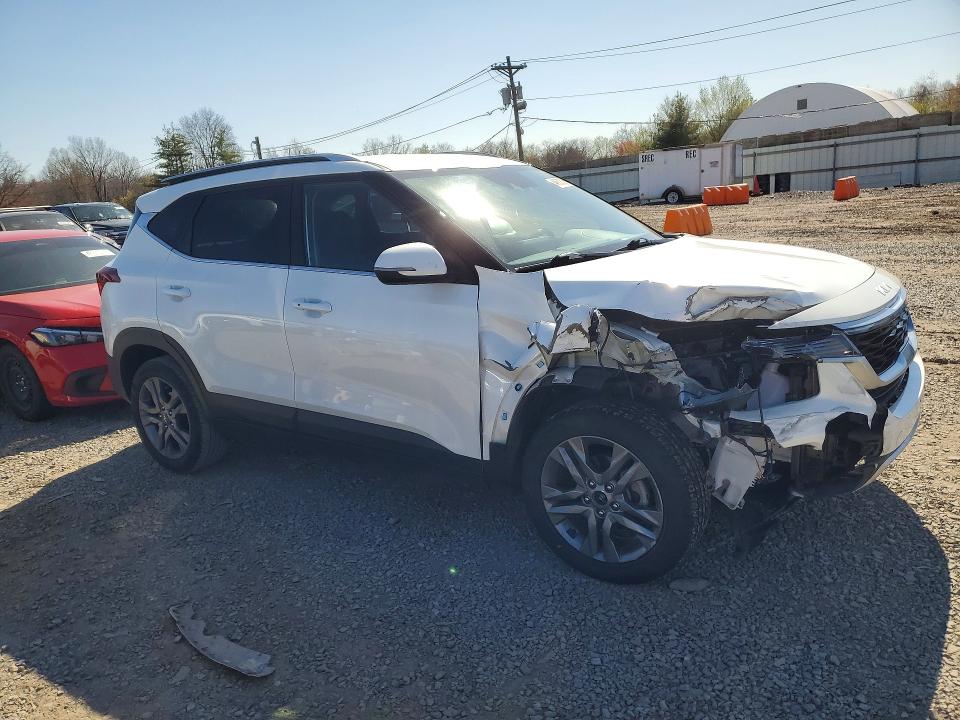 48932556 :رقم المزاد ، KNDEU2AA5P7438088 vin ، 2023 Kia Seltos مزاد بيع