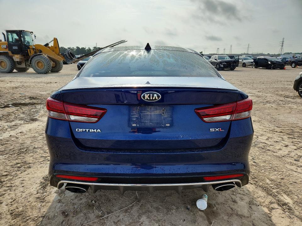 Auction sale of the 2017 Kia Optima, vin: 5XXGV4L22HG142249, lot number: 51963736
