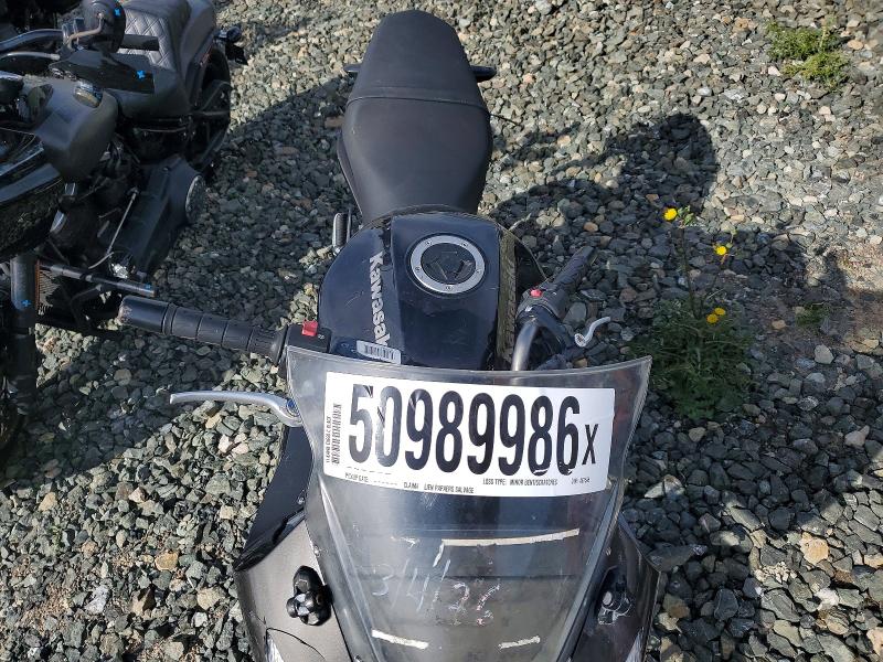 50989986 :رقم المزاد ، JKAEXEC1XBDA67586 vin ، 2011 Kawasaki Ex650 مزاد بيع