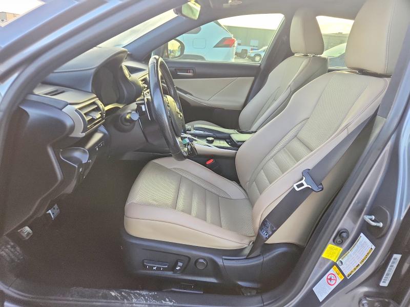 49176096 :رقم المزاد ، JTHBA1D28H5051881 vin ، 2017 Lexus Is 200t مزاد بيع