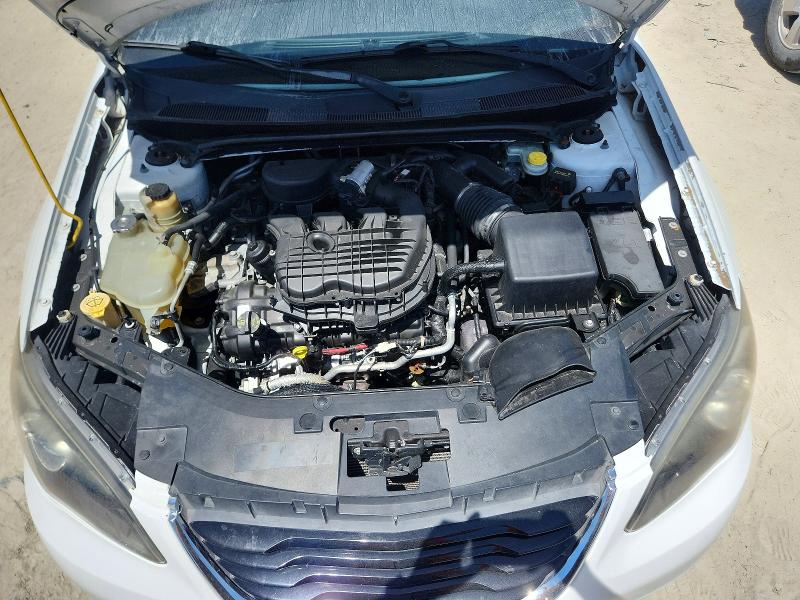 2012 Chrysler 200 მანქანა იყიდება აუქციონზე, vin: 1C3CCBHG6CN150062, აუქციონის ნომერი: 49637336