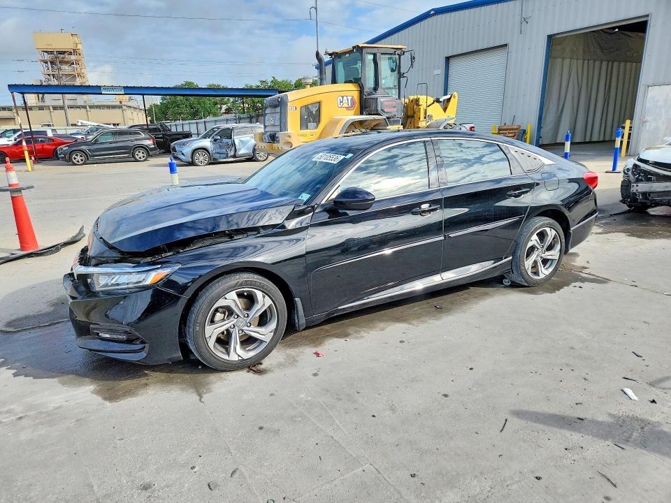 50105536 :رقم المزاد ، 1HGCV1F59KA136536 vin ، 2019 Honda Accord مزاد بيع