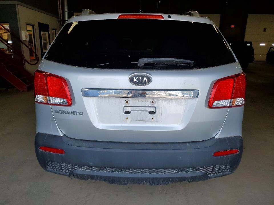 Продажа на аукционе авто 2011 Kia Sorento, vin: 5XYKTDA21BG049664, номер лота: 48344986