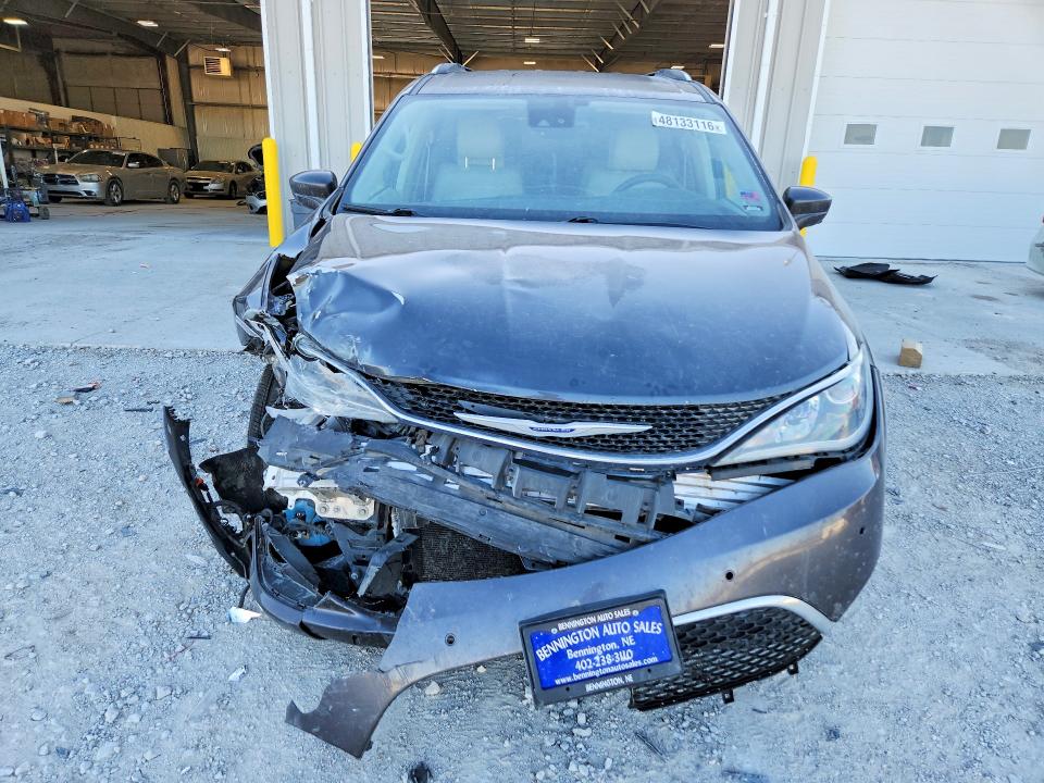Продажа на аукционе авто 2017 Chrysler Pacifica, vin: 2C4RC1EG2HR528540, номер лота: 48133116