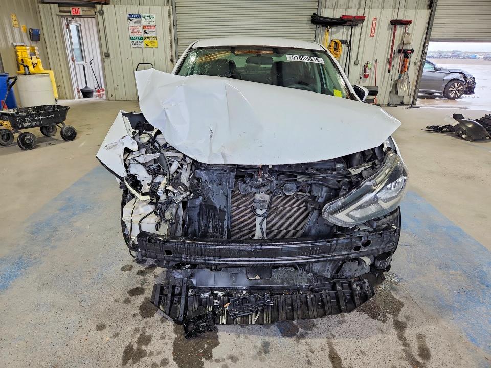 Продажа на аукционе авто 2017 Nissan Sentra, vin: 3N1AB7AP4HY349797, номер лота: 51659836