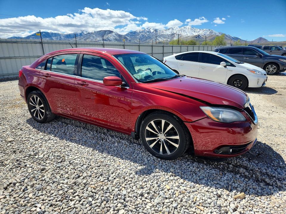 Продаж на аукціоні авто 2013 Chrysler 200, vin: 1C3CCBCG8DN700127, номер лоту: 48503806