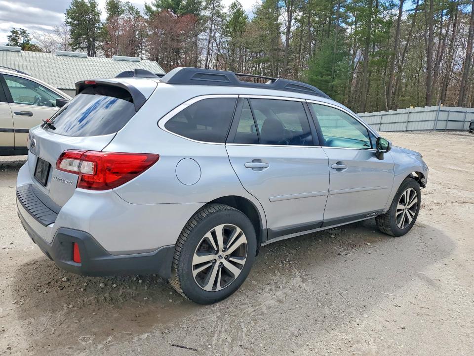 48459586 :رقم المزاد ، 4S4BSANC9J3303236 vin ، 2018 Subaru Outback مزاد بيع