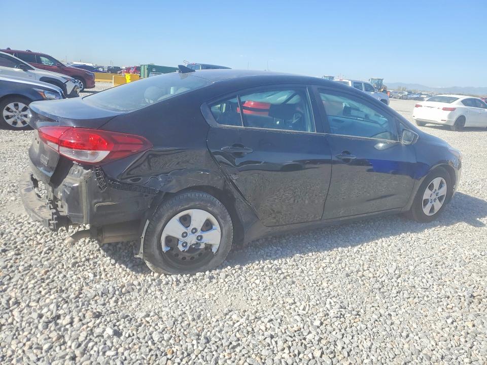 50178186 :رقم المزاد ، 3KPFK4A73JE276883 vin ، 2018 Kia Forte مزاد بيع