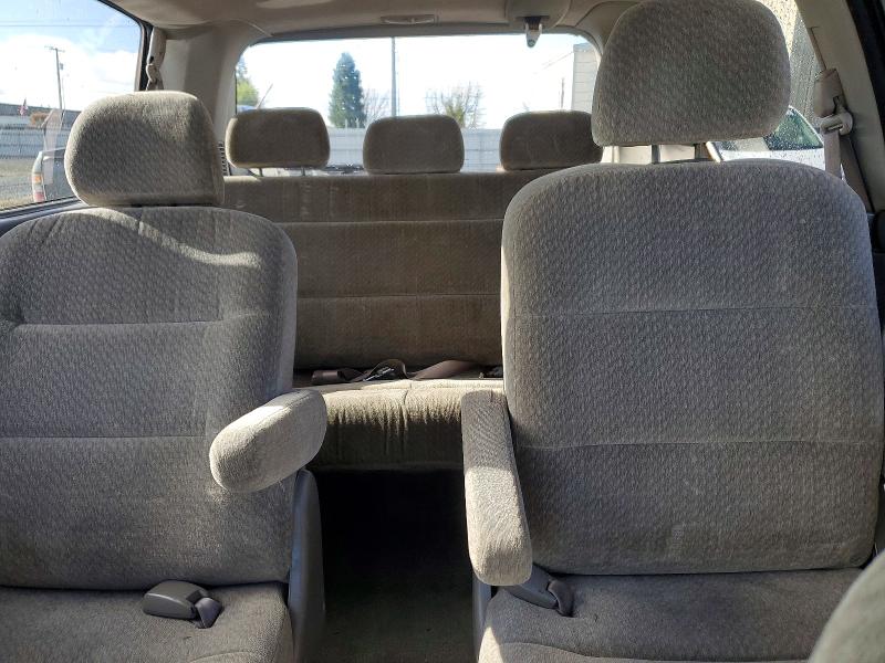 47389316 :رقم المزاد ، 2HKRL1855YH574791 vin ، 2000 Honda Odyssey مزاد بيع