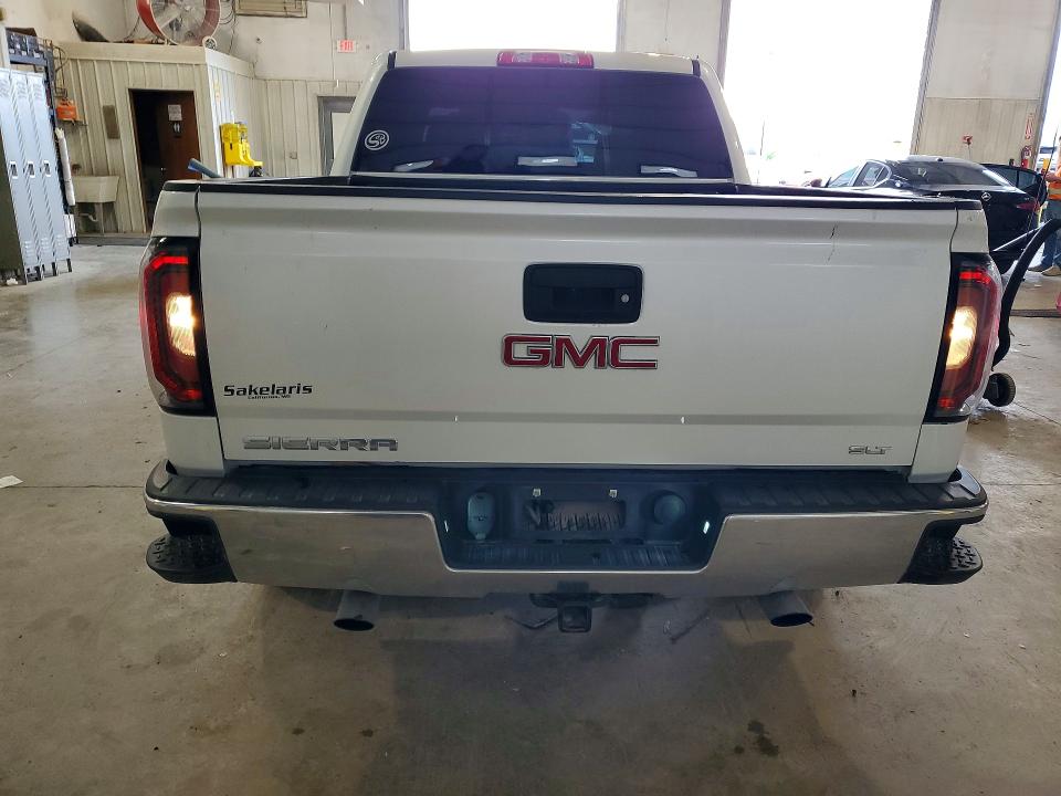 49903996 :رقم المزاد ، 3GTU2NEC5JG113662 vin ، 2018 Gmc Sierra مزاد بيع