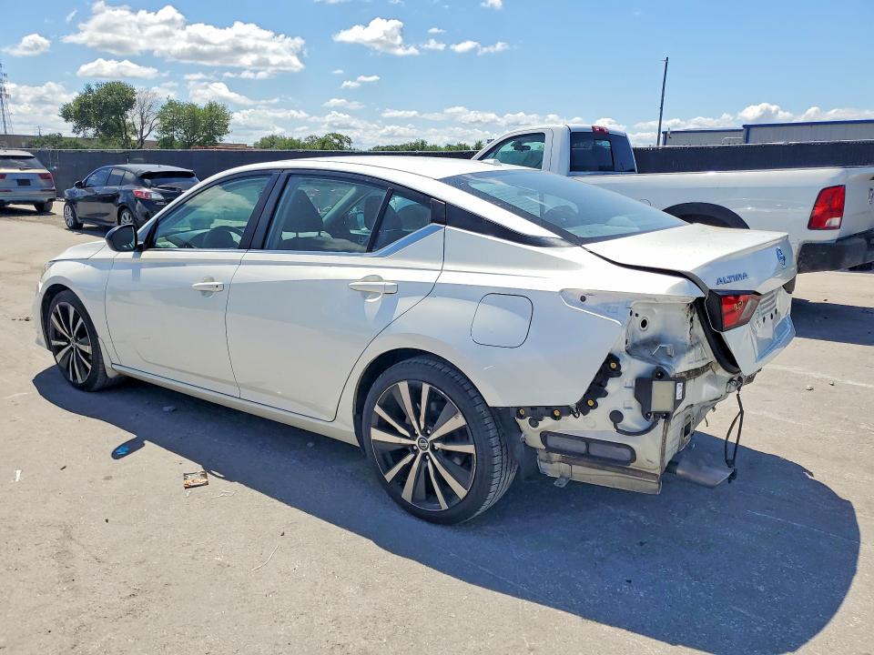 Продажа на аукционе авто 2020 Nissan Altima, vin: 1N4BL4CV4LC250333, номер лота: 50847326