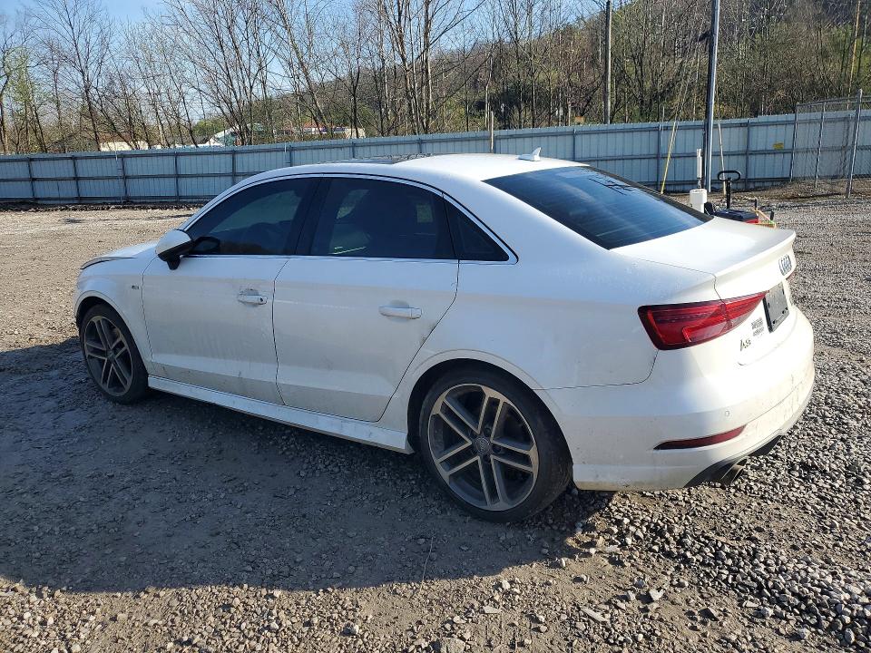 Продаж на аукціоні авто 2018 Audi A3, vin: WAUJ8GFF3J1013254, номер лоту: 48425306
