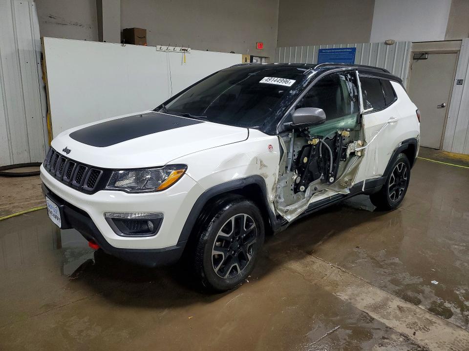 2019 Jeep Compass მანქანა იყიდება აუქციონზე, vin: 3C4NJDDB3KT667916, აუქციონის ნომერი: 49144996
