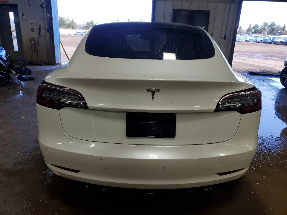 48607176 :رقم المزاد ، 5YJ3E1EA3KF412004 vin ، 2019 Tesla Model 3 مزاد بيع