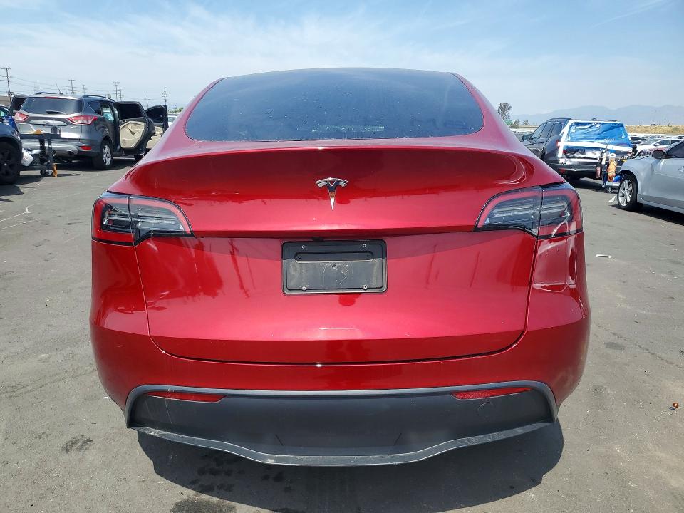 48900536 :رقم المزاد ، 7SAYGDED2RF210957 vin ، 2024 Tesla Model Y مزاد بيع