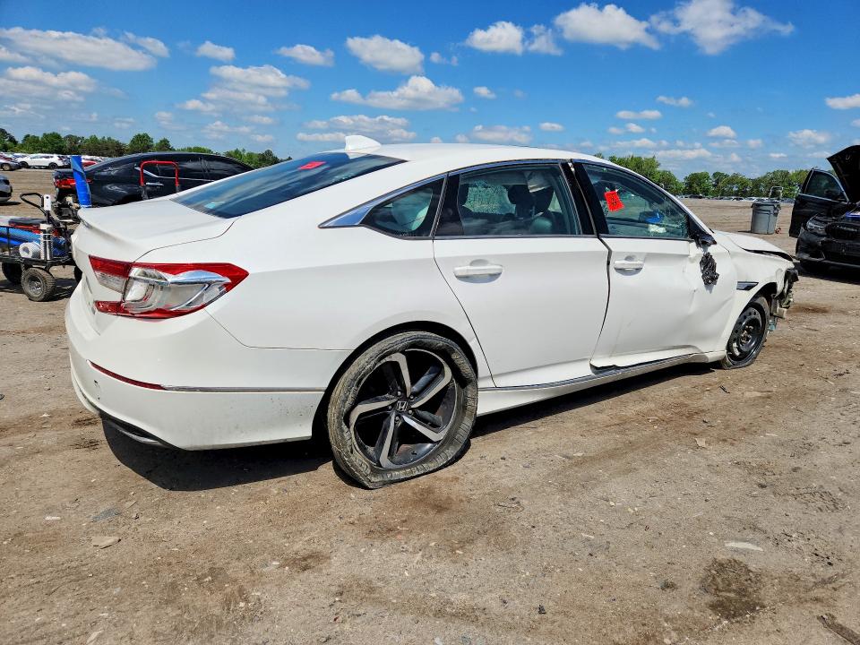 51405036 :رقم المزاد ، 1HGCV1F56JA042175 vin ، 2018 Honda Accord مزاد بيع