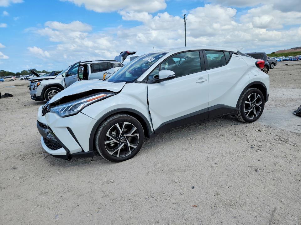 2022 Toyota C-hr მანქანა იყიდება აუქციონზე, vin: NMTKHMBX4NR147962, აუქციონის ნომერი: 51110156