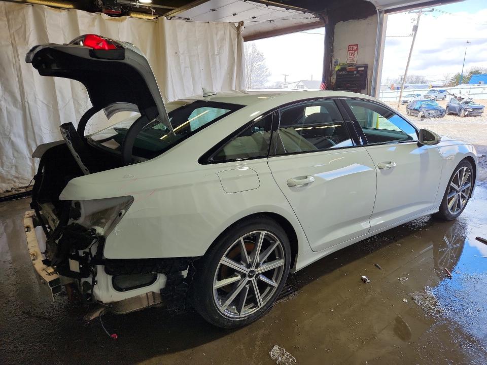 47930396 :رقم المزاد ، WAUK3BF23RN047122 vin ، 2024 Audi A6 مزاد بيع