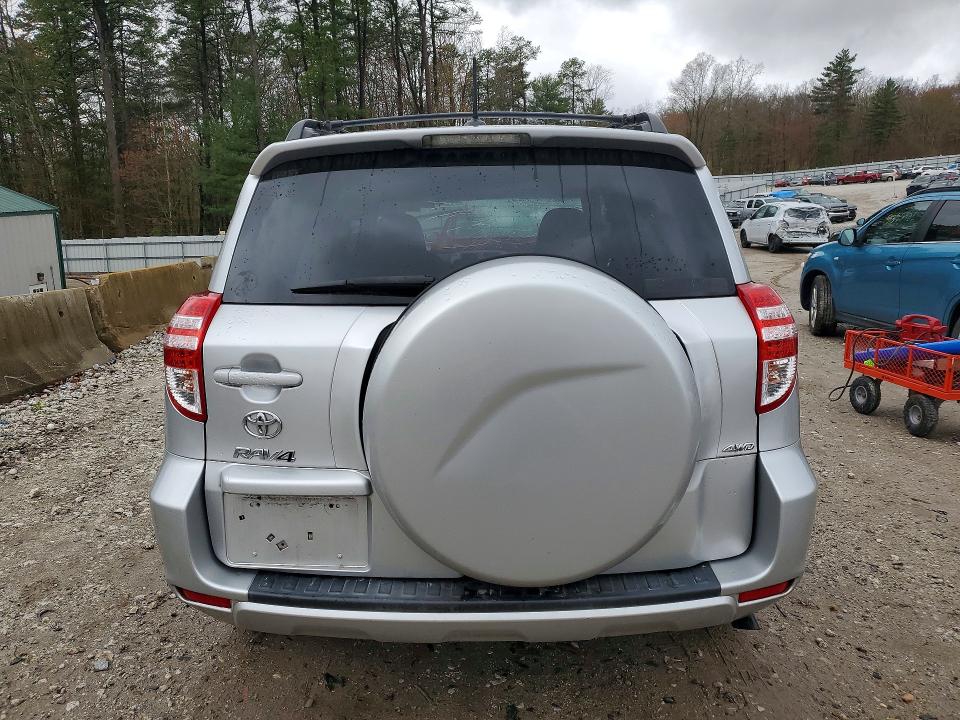 51817866 :رقم المزاد ، 2T3BF4DV6BW117438 vin ، 2011 Toyota Rav4 مزاد بيع