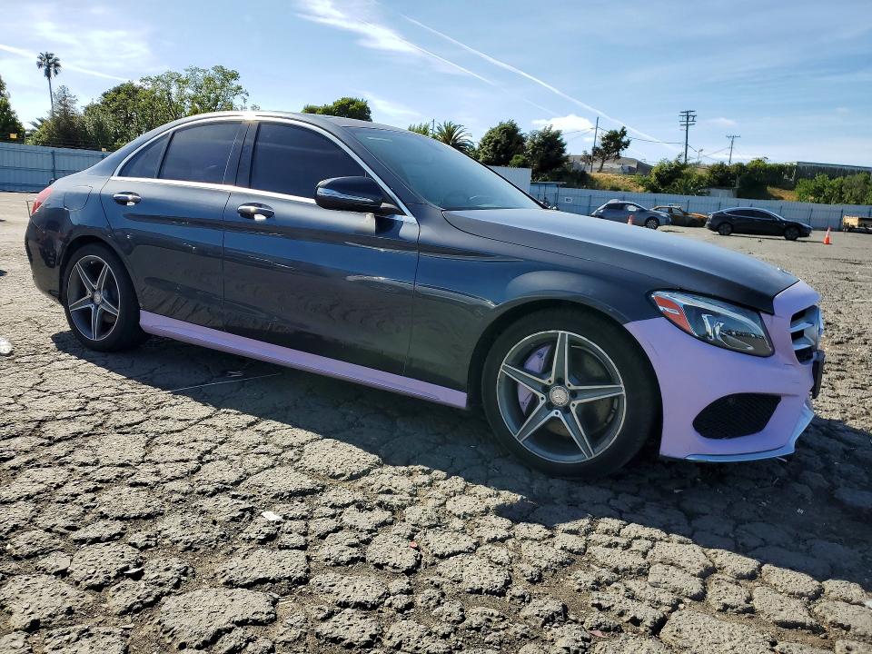 Продажа на аукционе авто 2015 Mercedes-benz C, vin: 55SWF4KB4FU042842, номер лота: 49990226