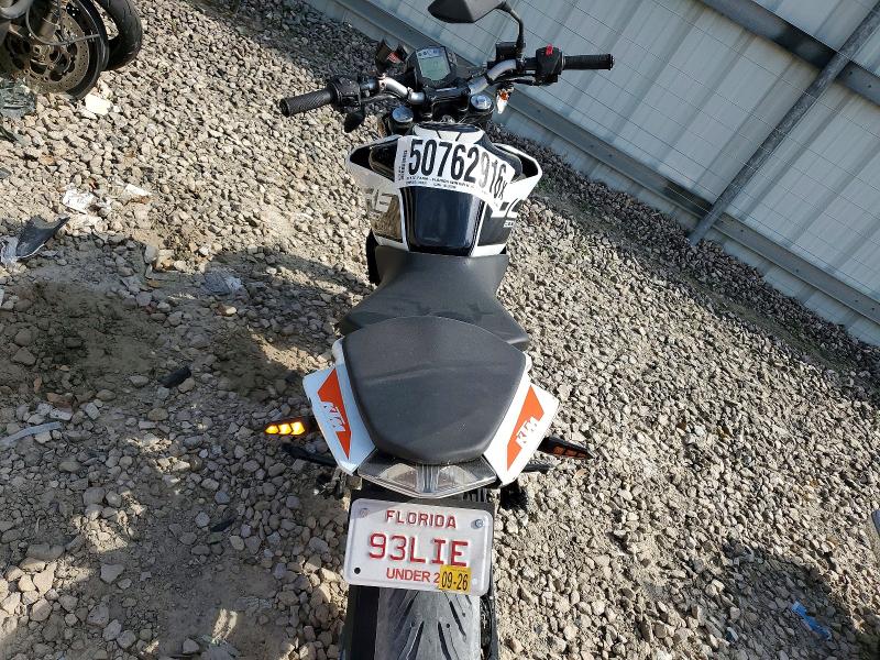 50762916 :رقم المزاد ، MD2JPC408LC094590 vin ، 2020 Ktm 200 مزاد بيع