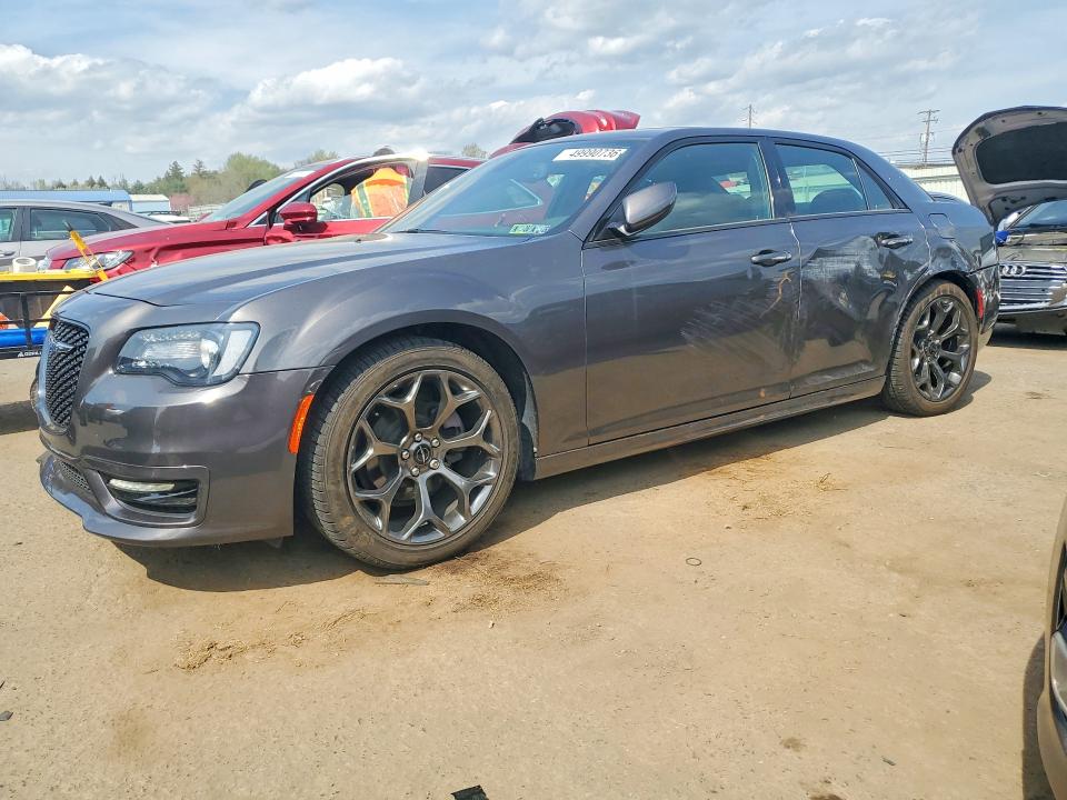 Aukcja sprzedaży 2017 Chrysler 300, vin: 2C3CCABG2HH582523, numer aukcji: 49990736