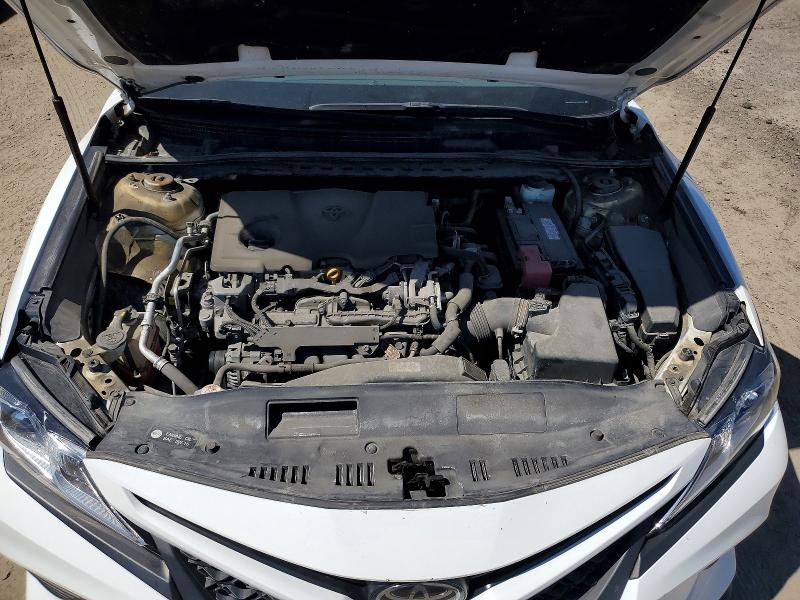 Продаж на аукціоні авто 2018 Toyota Camry, vin: 4T1B11HK1JU566532, номер лоту: 50947046