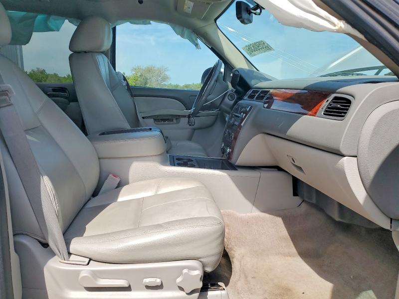2014 Chevrolet Suburban მანქანა იყიდება აუქციონზე, vin: 1GNSCJE01ER237931, აუქციონის ნომერი: 50590636