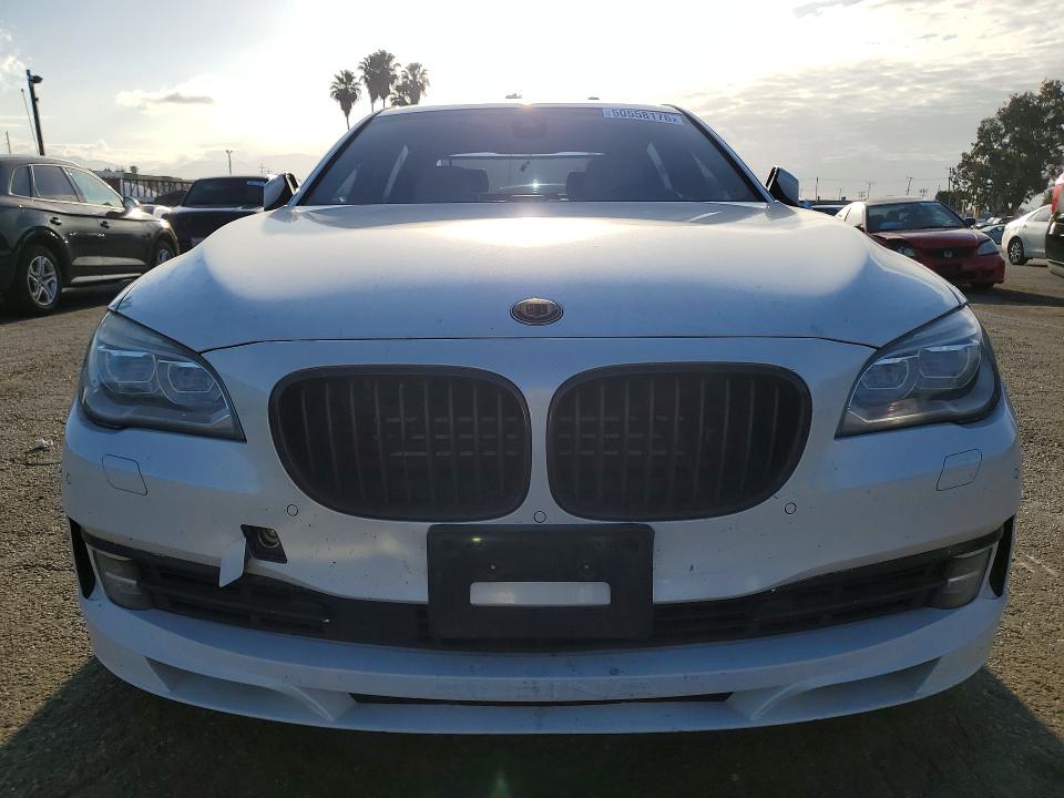 Продажа на аукционе авто 2015 Bmw Alpina B7, vin: WBAYE8C55FD136598, номер лота: 50558176