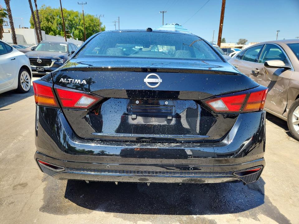 51714026 :رقم المزاد ، 1N4BL4DV5SN369378 vin ، 2025 Nissan Altima مزاد بيع