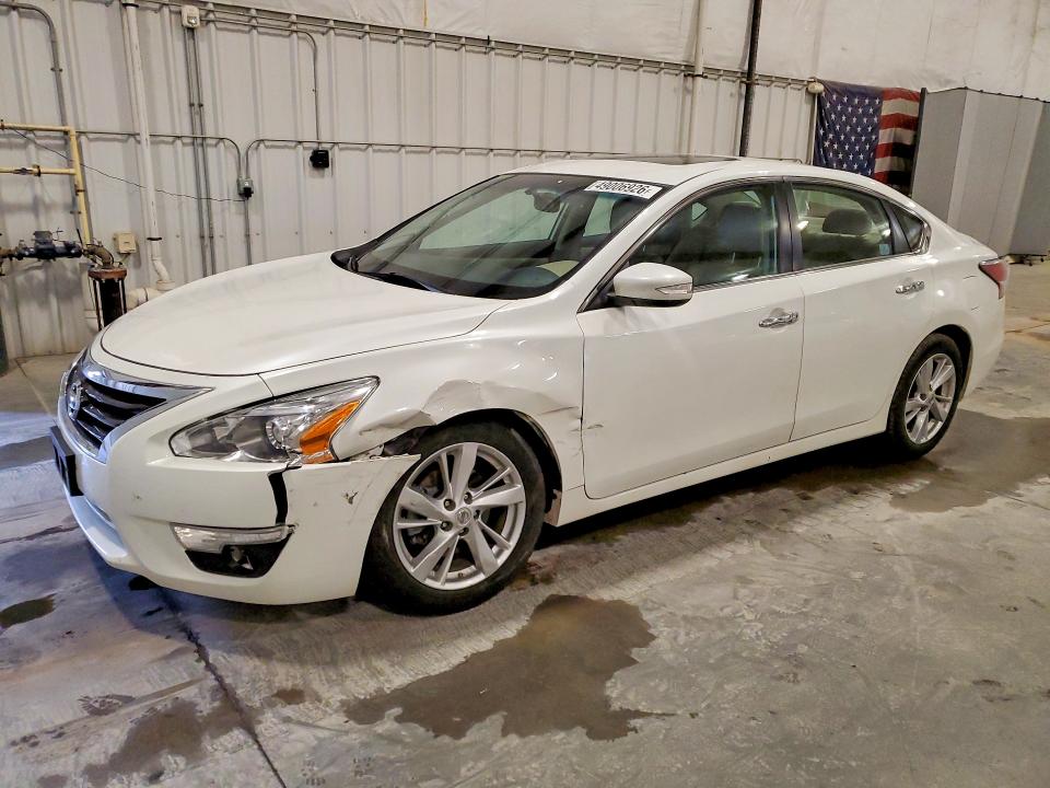 2015 Nissan Altima მანქანა იყიდება აუქციონზე, vin: 1N4AL3APXFN337091, აუქციონის ნომერი: 50763616