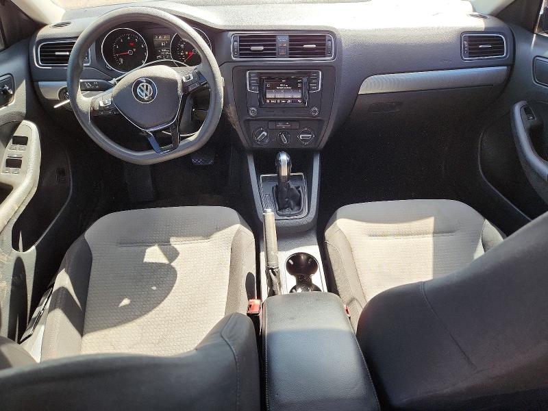 2017 Volkswagen Jetta მანქანა იყიდება აუქციონზე, vin: 3VW2B7AJ2HM273966, აუქციონის ნომერი: 49652516