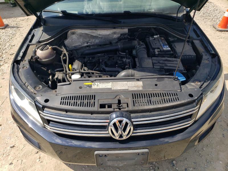 2015 Volkswagen Tiguan მანქანა იყიდება აუქციონზე, vin: WVGBV7AX0FW561900, აუქციონის ნომერი: 51259036