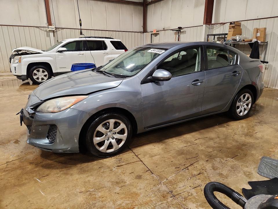 49441806 :رقم المزاد ، JM1BL1UP9D1806044 vin ، 2013 Mazda 3 مزاد بيع