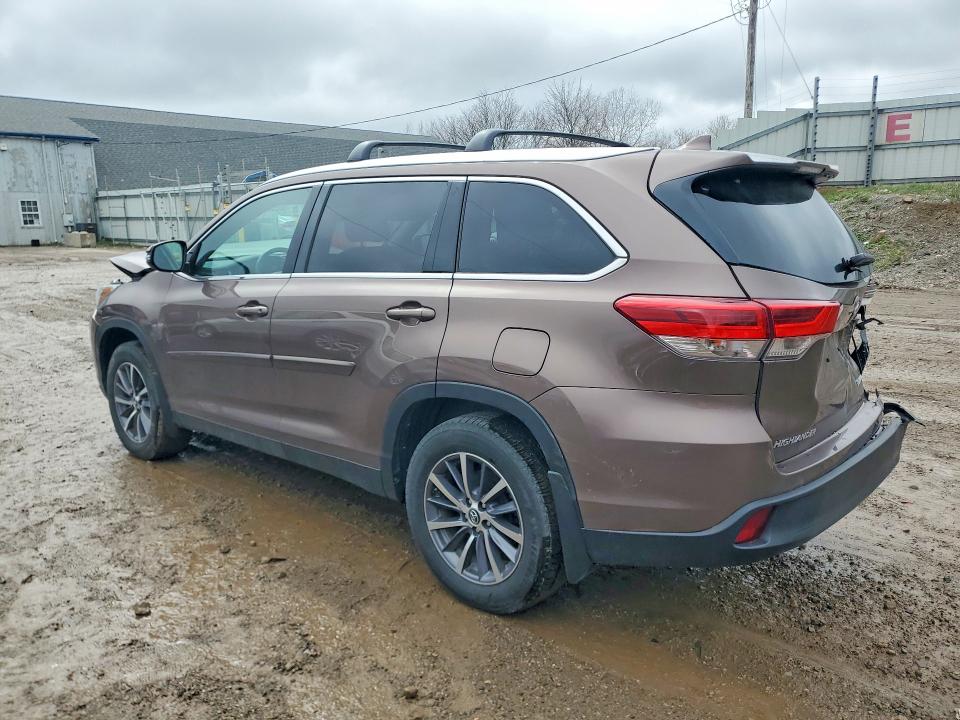 2019 Toyota /s/le/xle მანქანა იყიდება აუქციონზე, vin: 5TDJZRFH8KS700117, აუქციონის ნომერი: 49537116