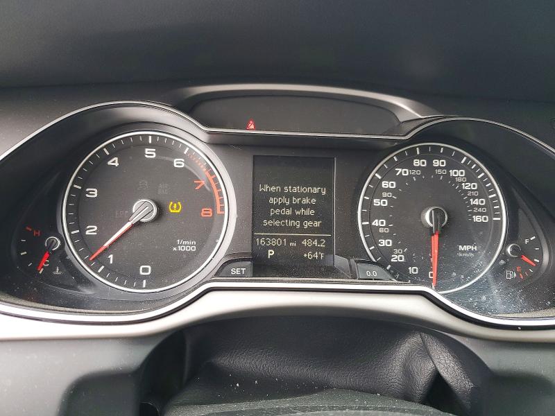 2013 Audi A4 მანქანა იყიდება აუქციონზე, vin: WAUBFAFL4DN018800, აუქციონის ნომერი: 48530436
