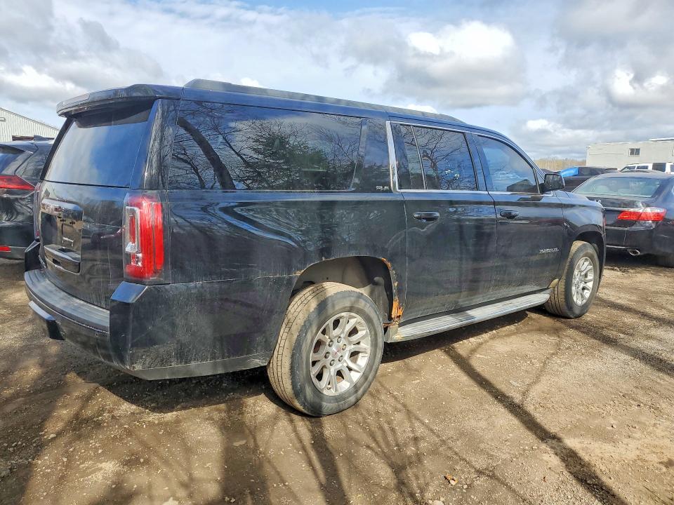 Продажа на аукционе авто 2016 Gmc Yukon Xl, vin: 1GKS2FKC8GR121088, номер лота: 52052976